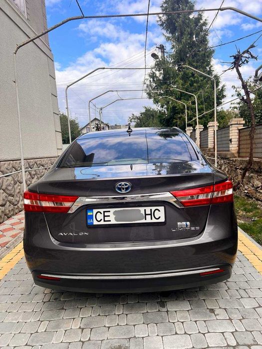 Тойота Авалон Гібрид