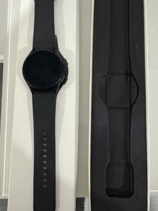 Smartwatch SAMSUNG Galaxy Watch 4 40mm BT Preto
