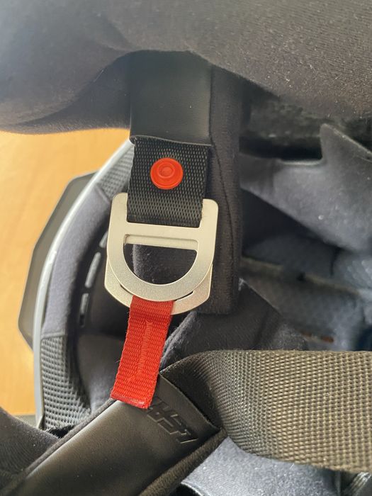 Capacete Leatt brace