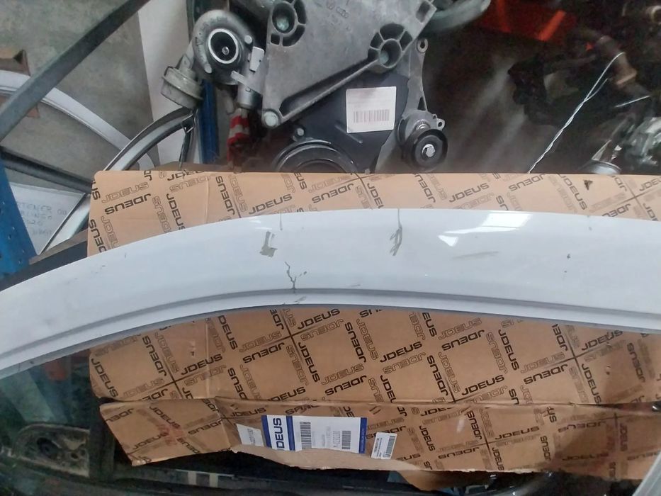 Porta Berlingo// Partner fre esquerda 2020