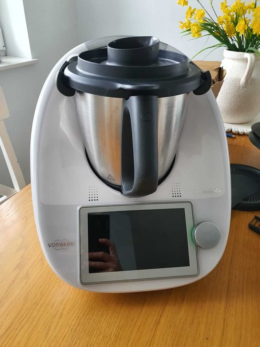 Thermomix TM6 biały jak nowy z 2024 roku