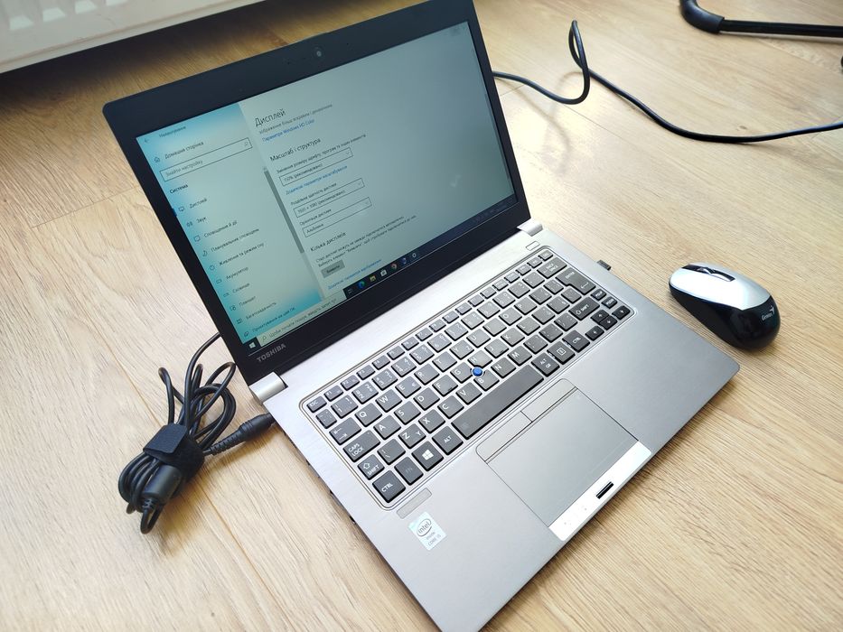 Супер ноут Toshiba Portege Z30-A/Проц.Intel Core i5 до 2.7Ghz/Ekран 13.3" Full HD 1920×1080/Ram 12Gb/Rom m2SSD128Gb/video 4k