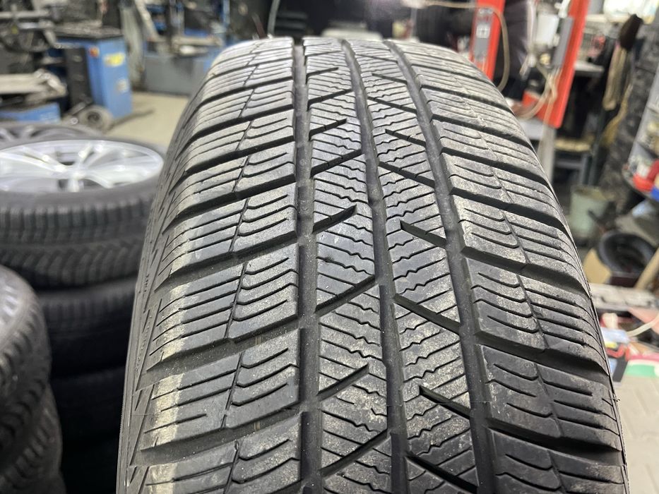Диски метал OPEL Grandlang 5/108 R16 + 215/70R16 BARUM зима 8мм