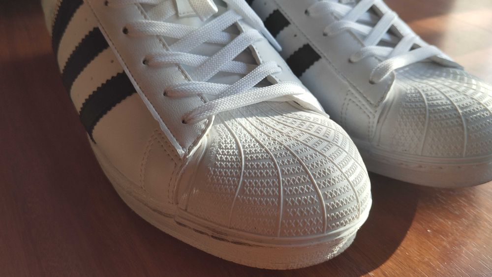 Adidas Superstar