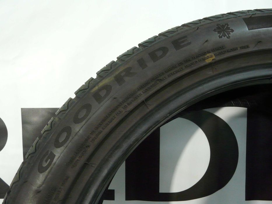 Opony wielosezonowe x2 215/45R18 Goodride #G127