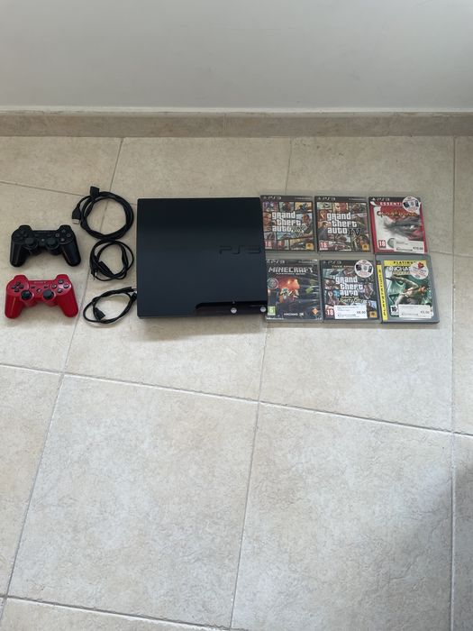 Ps3 slim  nova com 2 comandos