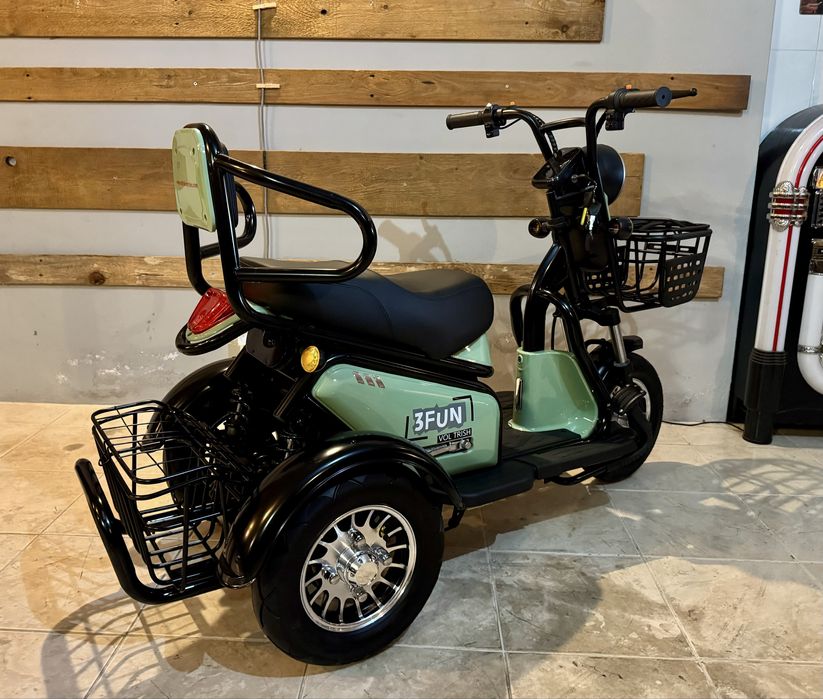 Triciclo eletrico sem carta Voltrish 3Fun
