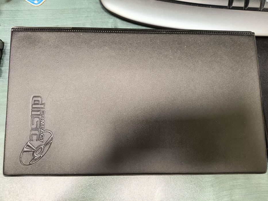 Duże etui skoroszyt na 124 płyty CD DVD