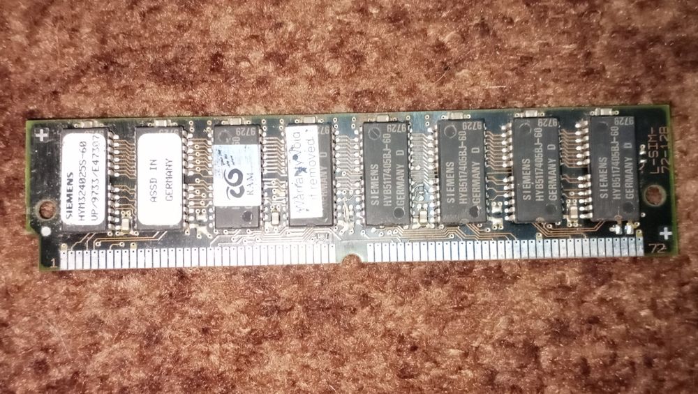 Оперативная память 32MB Siemens HYB5117405BJ-60 72-Pin  EDO Memory