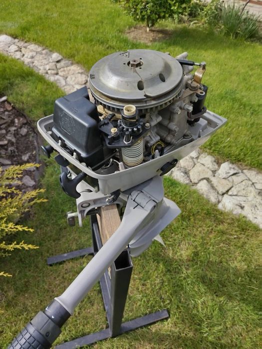 Лодочний мотор Johnson 6-8
