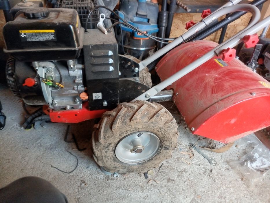 Trator 4 tempos novo