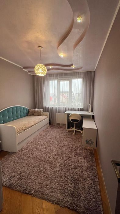 Продаж 2- кімнатної квартири по вулиці Кн. Ольги 4/9 ц, 62 м/кв, кімна