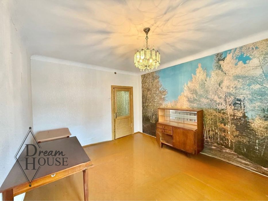 Продаж 3 кімнатної квартири