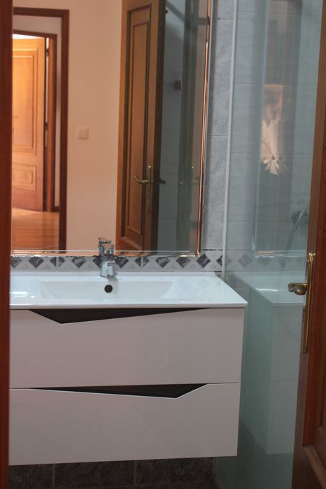 Arrenda-se T3 no centro de Famalicão em Condomínio Fechado com garagem