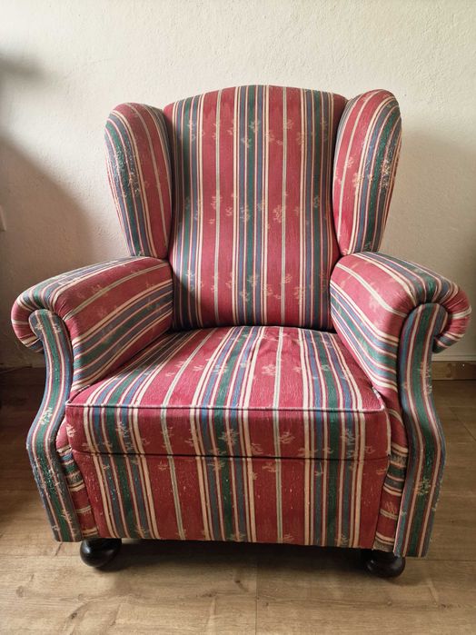 Poltronas Vintage para Restauro | Estrutura Sólida | Par