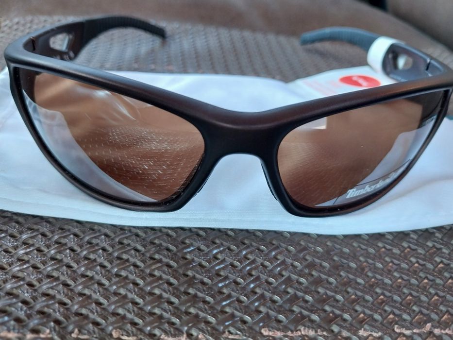 Очки солнцезащитные "Timberland ",новые,привезли из Германии.