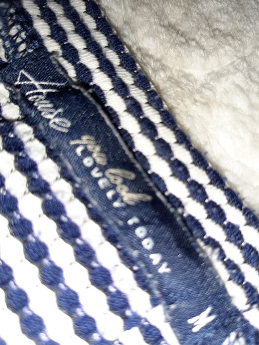 Dam za darm.Bluzka biało granatowa M