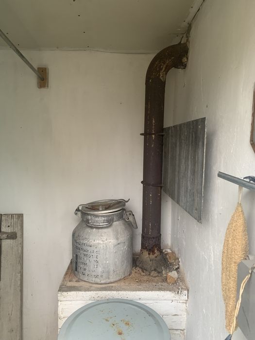 Двоповерхова дача з банькою.