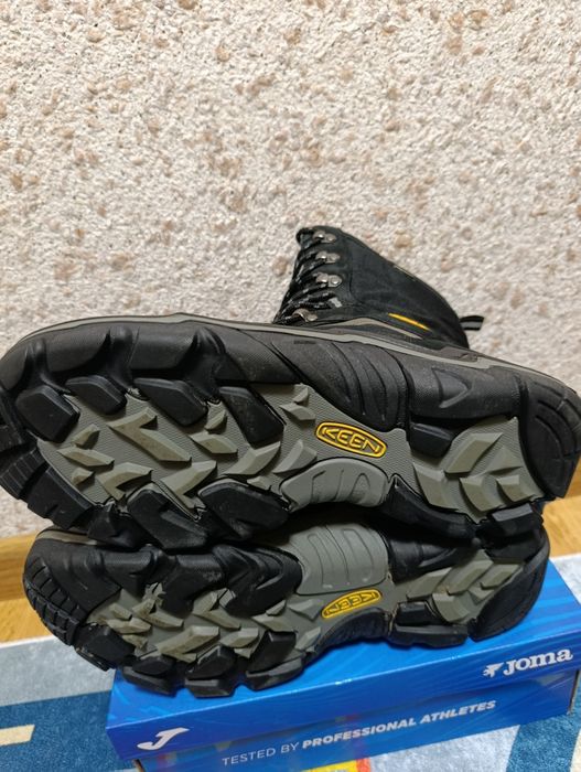 Берци чоловічі KEEN Durand Polar Shell Waterproof