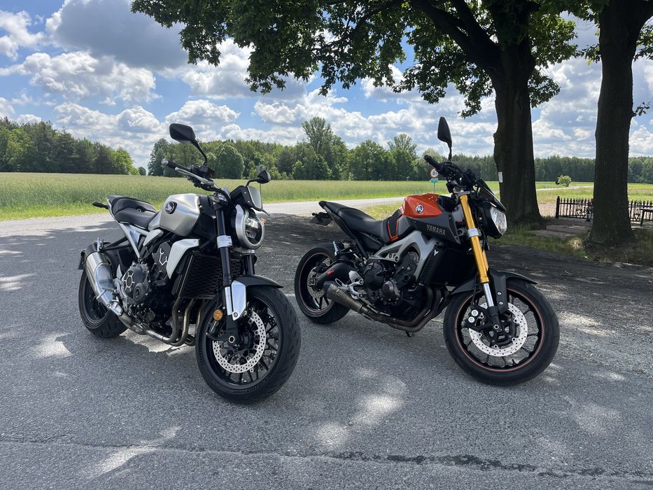 Yamaha MT09 Salon PL