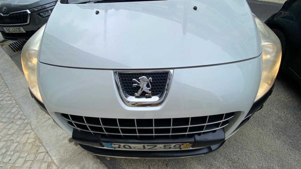 Peugeot 3008 1.6 HDi Executive CMP6