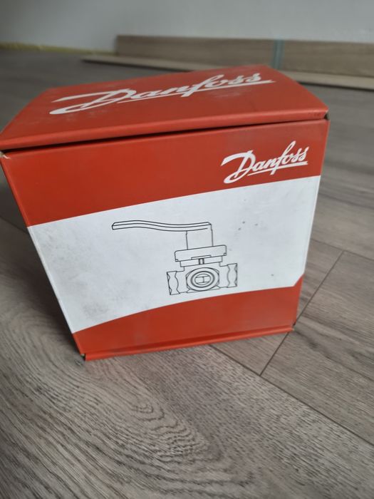 Zawór obrotowy trzydrogowy Danfoss HRE3