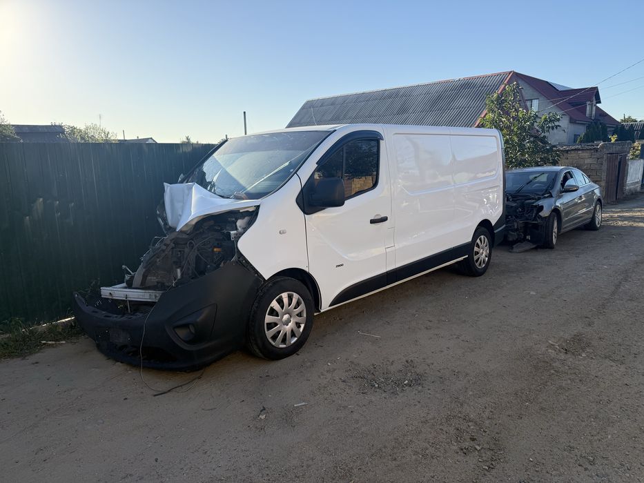 Opel Vivaro 2016 после дтп