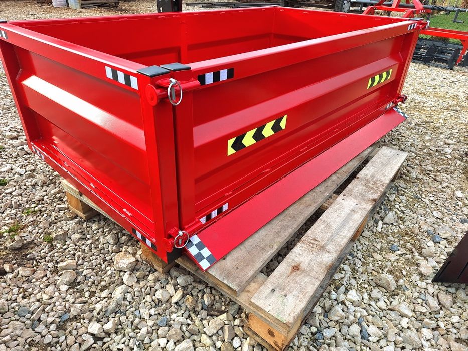 Na TUZ skrzynia transportowa do ciągnika i  minitraktorków