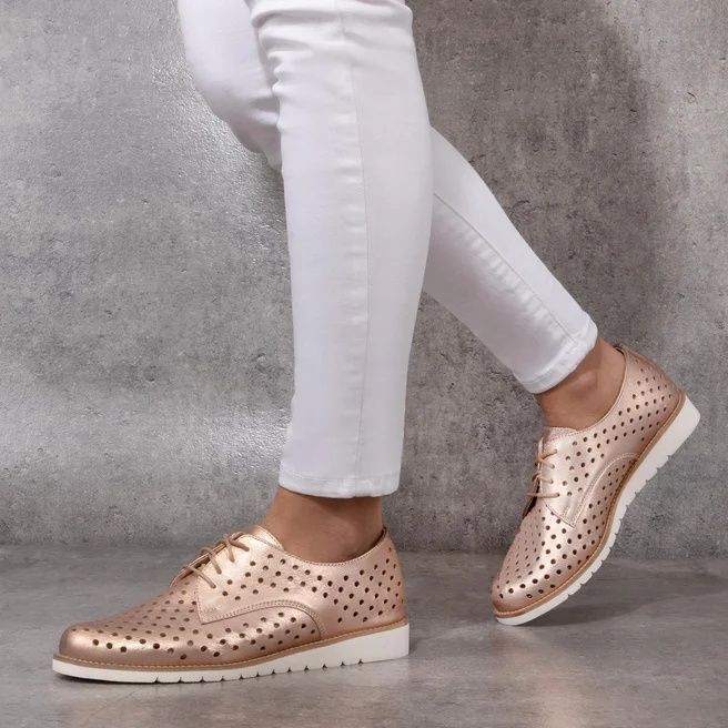 Buty skórzane ażurowe Sergio Bardi 36