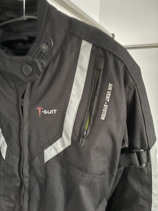 Casaco Mota T-suit