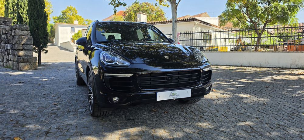 Porsche Cayenne S E-Hybrid Platinum Edition
