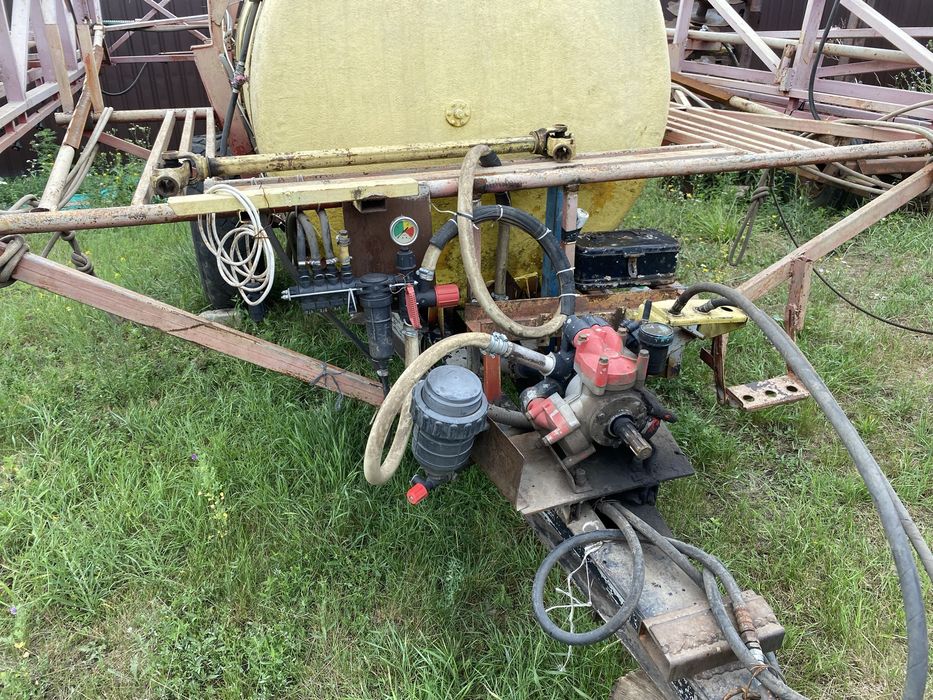 Опрскувач причіпний