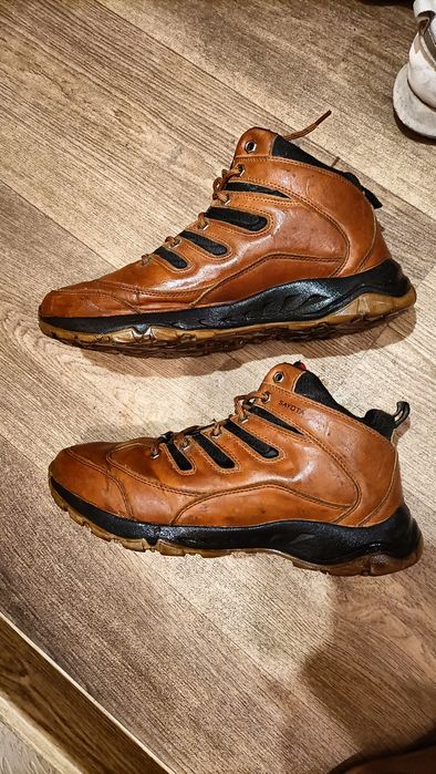 Продам мужские  кожаные  зимние ботинки