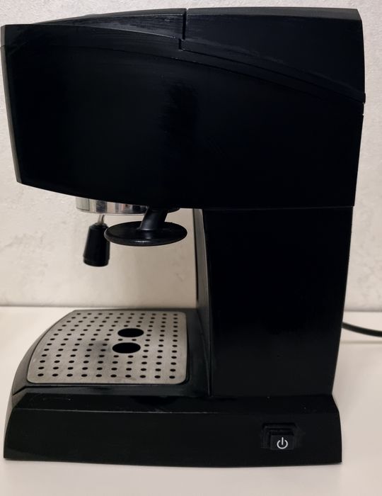 Продам кавоварку DeLonghi