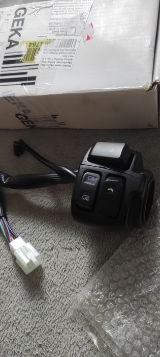 Лівий перемикач на кермі Keeway Superlight 125 Euro 5 Чорний покажчик передач