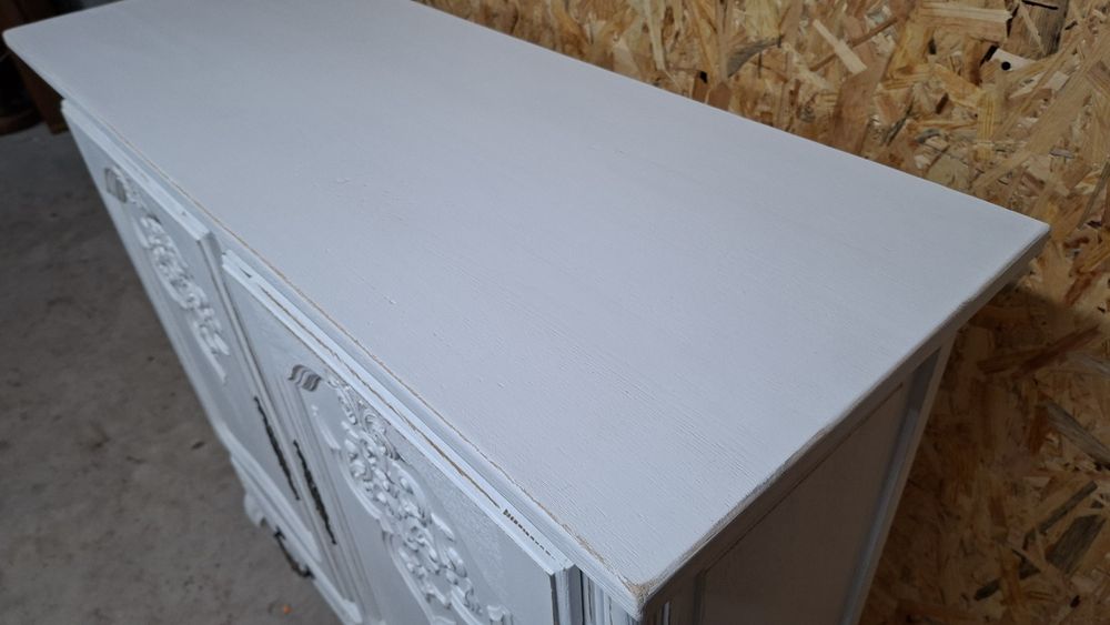 Barek ludwikowski bielony przecierka komoda