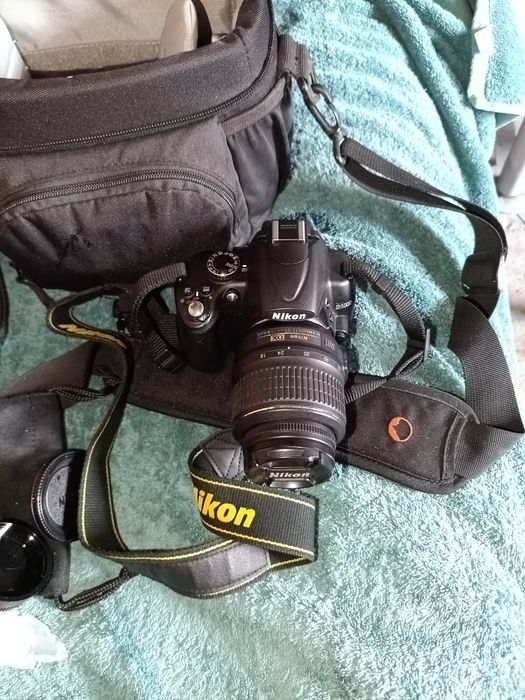 Продам Фотоапарат Nikon D5000