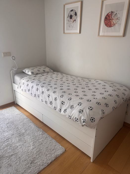 Cama dupla com mais 2 gavetas de arrumação SLÄKT