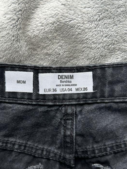 Джинси Mom Bershka EUR 36