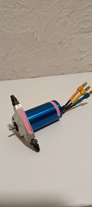 Silnik bezszczotkowy hobbywing 4800kv RC