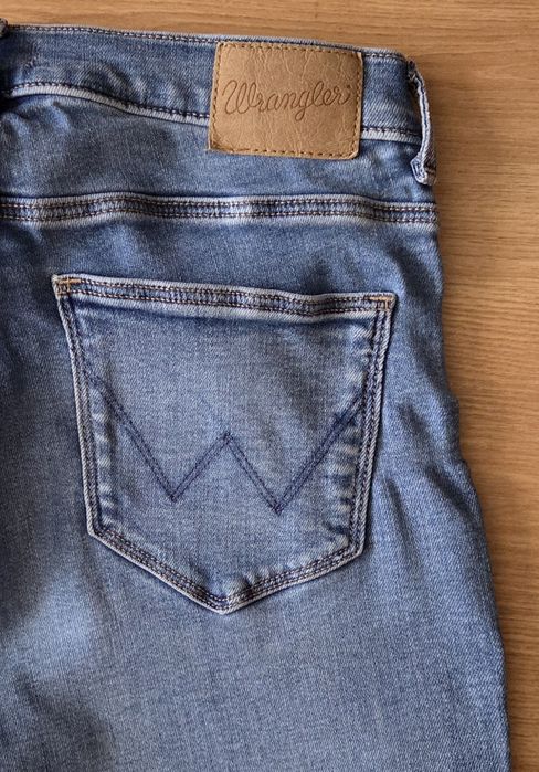 Dżinsy Wrangler SLIM W29 L32
