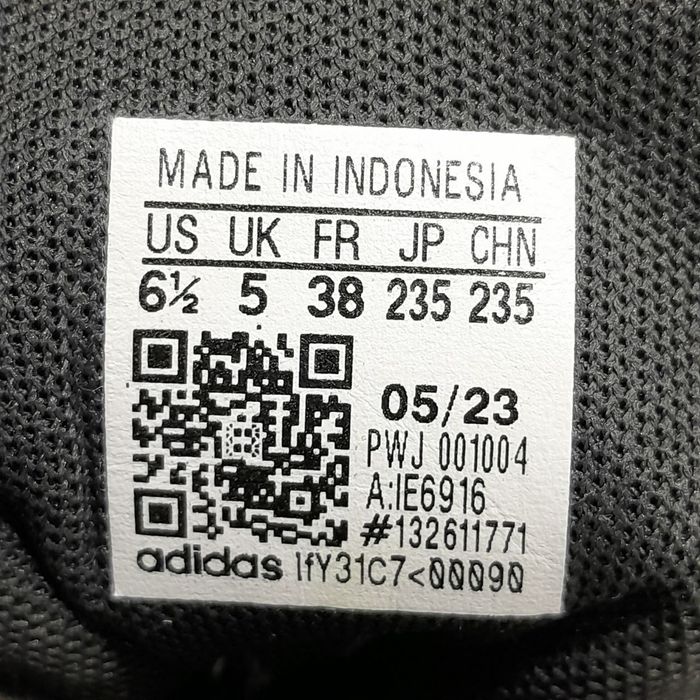 Кросівки Adidas розмір 38
