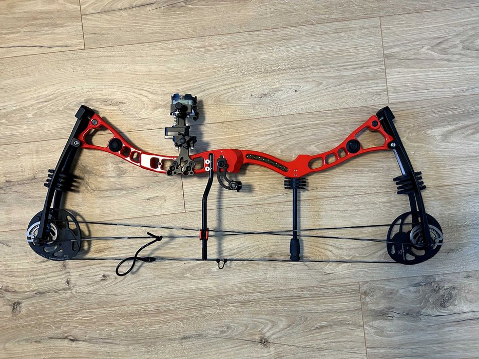 Łuk Bloczkowy ATA 32 Poe Lang AXIS 2.0 RED z celownikiem