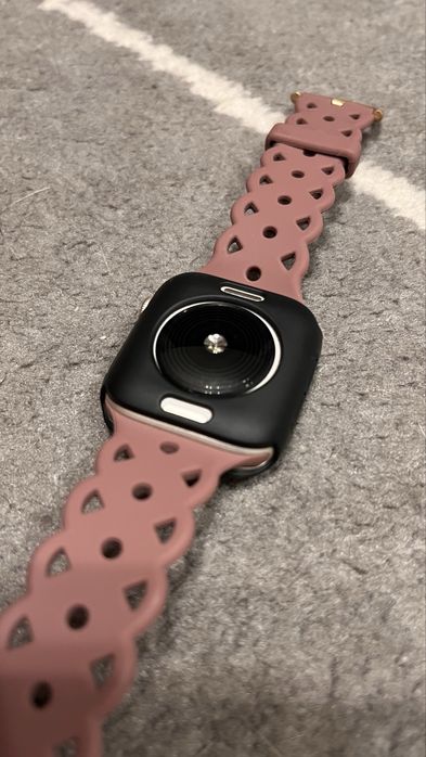 Apple Watch SE / 2 generacja / 40 mm