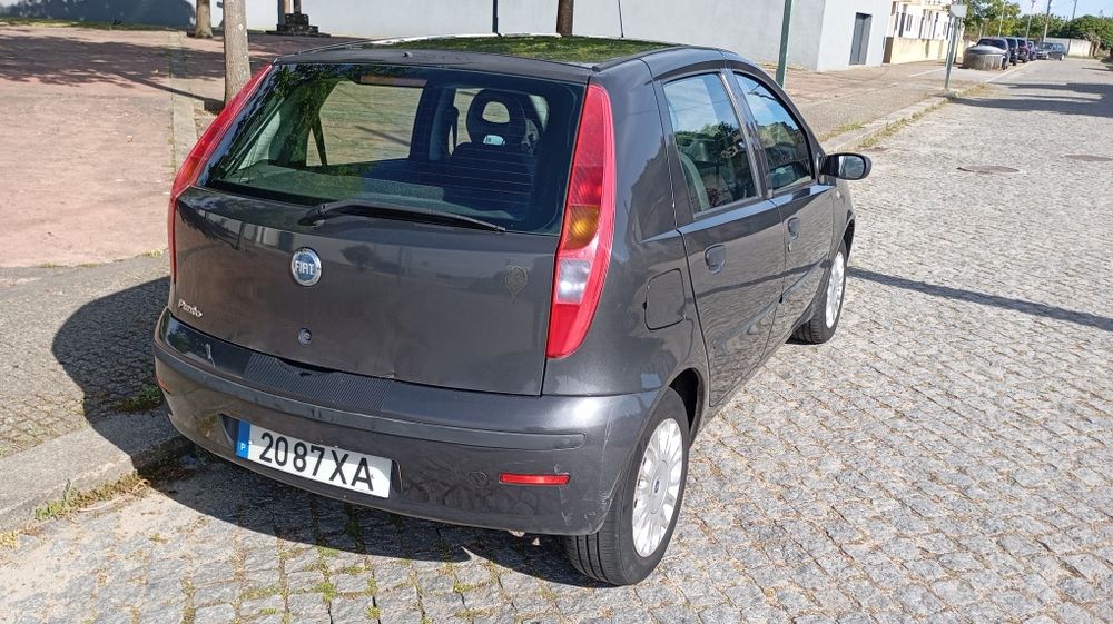 Carro Fiat Punto