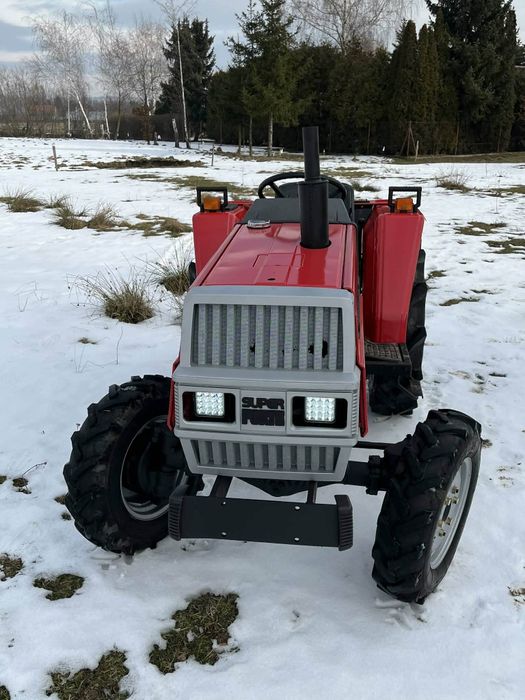 Japoński traktor moc20 yanmar kubota mitsubishi