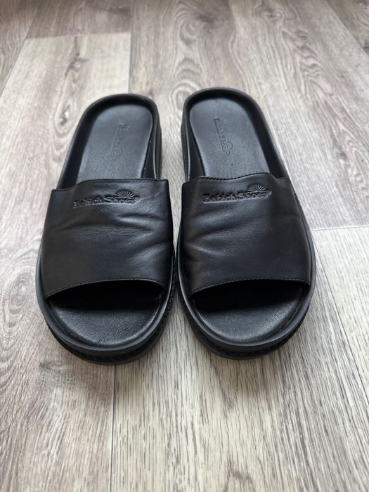 Шкіряні шльопанці 40 розмір