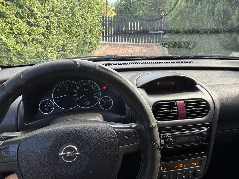 Opel corsa c  1.2  75km