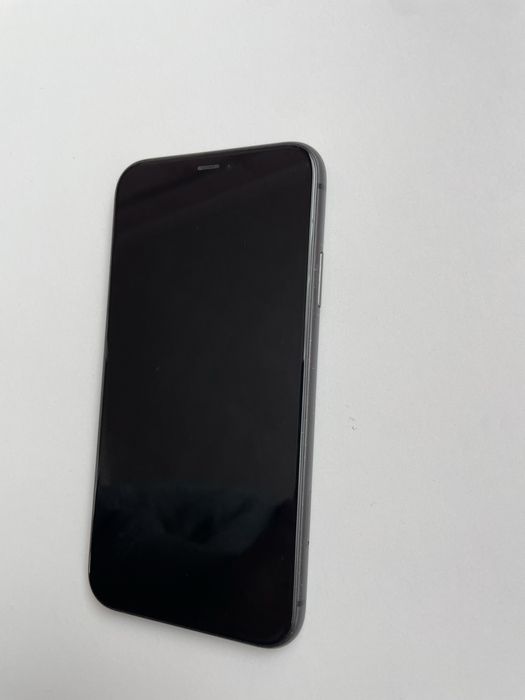 Продам Айфон 11 128gb