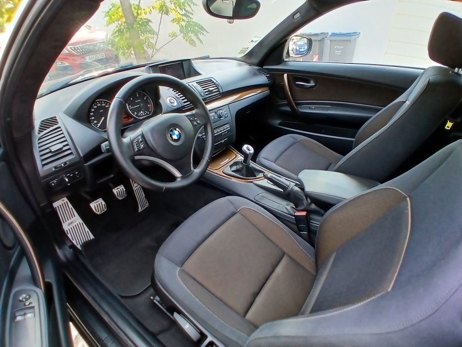 Bmw Serie 1  118 D  143cv